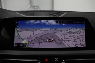 BMW 3 Serie BMW 3-serie 318i Business Edition | Stoelverwarming | Camera |  Carplay | Live Cockpit | Full LED | Navigatie | Dodehoek detectie | Climate control - afbeelding nr 9