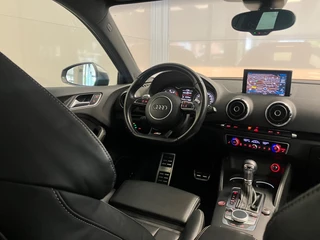 Audi A3 Audi A3 Sportback 2.0 TFSI S3 quattro |PANODAK | VOL LEER | 19