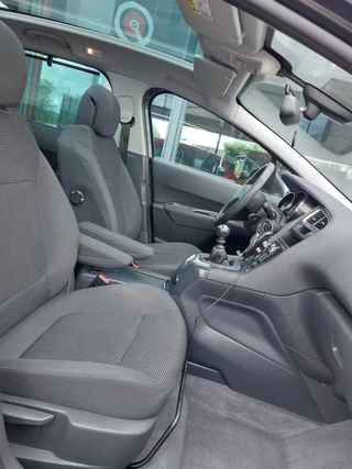 Peugeot 5008 Peugeot 5008 1.2 PureTech Style 7p. - afbeelding nr 17