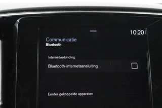 Volvo XC40 Volvo XC40 1.5 T3 R-Design | Stoel & stuurverwarming |  Trekhaak | Camera | Navigatie | Achterbankverwarming | Leder/Alcantara | Full LED - afbeelding nr 25