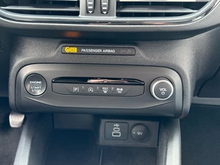 Ford Focus Ford Focus 1.0 ST LINE X AIRCO NAVI PDC-CAMERA360 STOELVERW. - afbeelding nr 19