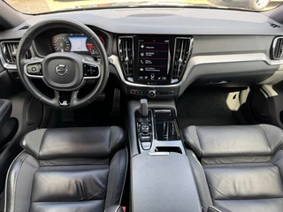 Volvo V60 Volvo V60 2.0 T6 Recharge AWD R-Design Trekhaak Leder Memory Pilot Assist - afbeelding nr 4