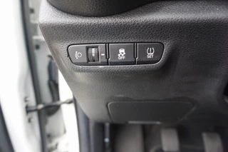 Kia Picanto KIA Picanto 1.0 CVVT 67pk 5-zits DynamicLine Navigatie Camera LM velgen - afbeelding nr 17
