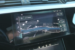 Audi e-tron Audi e-tron e-tron 55 quattro/trekhaak/RSstoelen/360cam/Pano - afbeelding nr 44