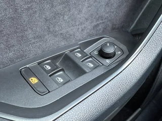 Škoda Kodiaq Škoda Kodiaq 1.5 TSI DSG Sportline Business Navigatie 19 Inch Velgen Canton Audio DAB ACC Elek Stoel + Verwarming Camera Keyless Getint Glas Metallic BTW NL Auto - afbeelding nr 33