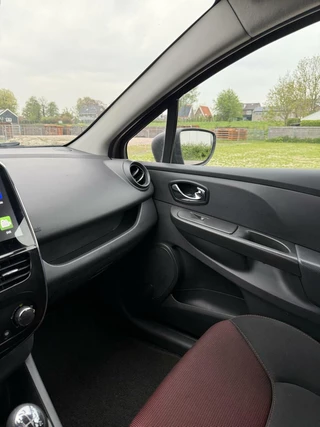 Renault Clio Renault Clio Estate 0.9 TCe Night&Day Airco Dakkoffer Scherm - afbeelding nr 14