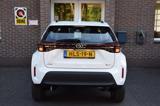 Toyota Yaris Toyota Yaris 1.5 HYBRID NIEUW! AUTOMAAT/CAMERA/ADAP. CRUISE/ - afbeelding nr 7