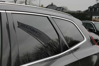 Volvo XC60 Volvo XC60 T6 Recharge AWD Ultimate Bright | Longe Range | Parkeercamera | Panoramadak | Trekhaak | HUD | Leder | Stoelverwarming | Keyless - afbeelding nr 8