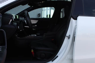 Mercedes-Benz CLA Mercedes CLA-klasse 180 Business Solution AMG/Pano/Night/Sfeer - afbeelding nr 39