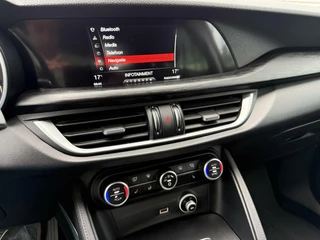 Alfa Romeo Stelvio Alfa Romeo Stelvio 2.2d AWD Autom Led Cruise Carplay Camera 2018 Vol Opties Eerste Eigenaar Hoge Instap - afbeelding nr 24