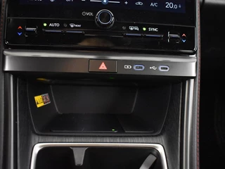 Lexus LBX Lexus LBX 1.5 Hybrid Elegant | Tech Pack | Parkeersensoren V+A | Leder - afbeelding nr 32