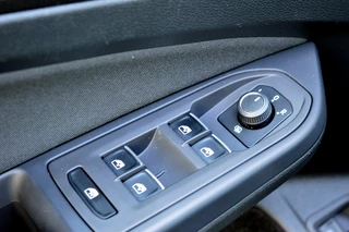 Volkswagen Golf Rijklaarprijs-Garantie Led Navigatie Led 19 Inch R-Line - afbeelding nr 25