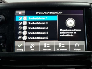 Peugeot 2008 Peugeot 2008 1.2 PureTech Blue Lion / Pano / Trekhaak met afn. kogel - afbeelding nr 54