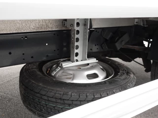 Iveco Daily Iveco Daily 40C18 3.0 180pk Automaat Bakwagen Laadklep 440x211x235 Airco Cruise control LED Navi Camera - afbeelding nr 10