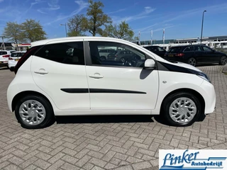 Toyota Aygo Toyota Aygo 1.0 VVT-i x-play AIRCO / CAMERA / GEEN AFLEVERKOSTEN - afbeelding nr 4