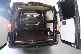 Mercedes-Benz Vito Mercedes-Benz Vito 114 CDI Lang Dubbele Cabine Automaat Airco Navigatie Parkeersensoren  6-zits Trekhaak - afbeelding nr 10
