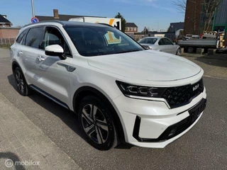 Kia Sorento Sorento 1.6 T-GDI Plug-in Hybrid 4WD Automaat DynamicPlusLine 7personen  55 km volledig elektrisch rijden , hierna hybride aandrijving , Panormadak , Trekhaak afneembaar , Parkeerhulp voor & Achter , Stoel en stuur verwarming  , Keyless - afbeelding nr 8