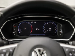Volkswagen T-Cross Automaat (VIRTUAL COCKPIT, APPLE CARPLAY, GROOT NAVI, CLIMATE, LED KOPLAMPEN, SPORTSTOELEN, CAMERA, GETINT GLAS, KEYLESS, NIEUWSTAAT) - afbeelding nr 20
