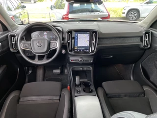Volvo XC40 Volvo XC40 1.5 T5 Recharge 262 pk Momentum Pro Panoramadak Camera Parkeersensoren Navigatie Led Koplampen Plug In Hybride NL Auto 1e Eigenaar Lage Kilometerstand - afbeelding nr 10