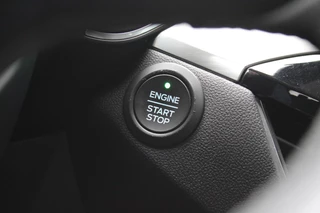 Ford Kuga Ford Kuga 2.5 PHEV Titanium | Dealeronderhouden | Adaptive cruise control | Winter Pack | Dodehoeksensoren | Camera - afbeelding nr 25