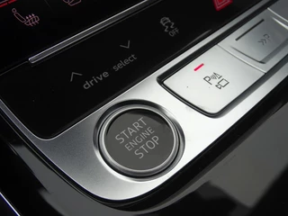 Audi A8 Audi A8 60 TFSI e 449PK / S-Line / B&O / Laser / 2021 - afbeelding nr 31