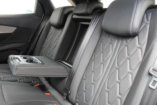 Peugeot 3008 Peugeot 3008 1.6 HYbrid 225 GT | Trekhaakactie! | Nightvision | Massage | Leder | Navigatie | Adaptieve Cruise | BLIS - afbeelding nr 44
