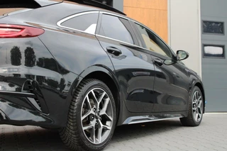 Kia ProCeed Kia ProCeed 1.5T-GDi MHEV 160PK GT-Line | Panoramadak - afbeelding nr 16