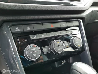 Volkswagen T-Roc Volkswagen T-Roc 1.5 TSI 2XR-LINE/150PK/DSG/VIRTUAL/ACC/NAVI - afbeelding nr 20