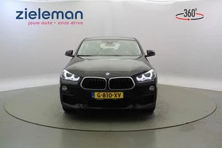 BMW X2 BMW X2 sDrive18d Executive Edition - Camera, Navi, Xenon - afbeelding nr 11
