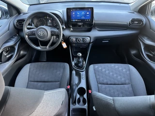 Toyota Yaris Toyota Yaris 1.5 VVT-i Style / Facelift / Apple carplay / Privacy glass - afbeelding nr 13