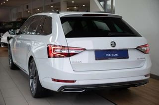 Škoda Superb Skoda Superb Combi 1.4 TSI ACT DSG|2e Eig|SportLine|Trekhaak|Schaalstoel|DAB|Xenon|Dealer Onderhouden - afbeelding nr 47
