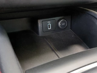 Ford Focus 1.0 EcoBoost 125pk ST-Line Business | Origineel NL | Navi | B&O Sound | Clima | Adap.Cruise | Led Koplampen | Keyless Entry | Pdc V+A+Assist+Camera | Privacy Glass | 18''lm | Trekhaak - afbeelding nr 18