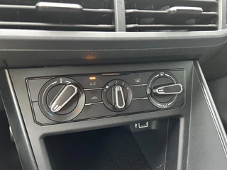 Volkswagen Polo Volkswagen Polo 1.0 MPI 5-Drs Airco/Lmv/Audio - afbeelding nr 14