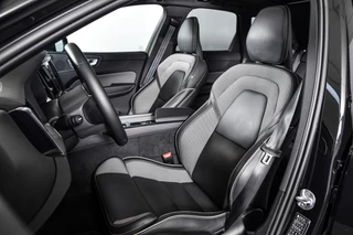 Volvo XC60 | S/K-Panodak | Dig. Cockpit | Adapt. Cruise | Memory Stoelen | Elek. Klep | Stoel-+stuurverw. | Camera | NAV+App. Connect | LM 19