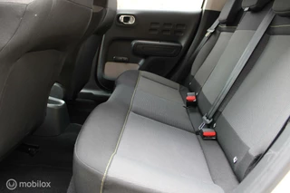 Citroën C3 Citroen C3 1.2 PureTech Feel Edition, Cruise, Pdc, App connect, Navi, Clima, Donkerglas. - afbeelding nr 8