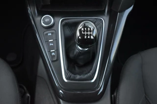 Ford Focus Ford Focus Wagon 1.0 Titanium |CLIMATE|PARKEERHULP|PDC|NAVI|CARPLAY|VOORRUITVERWARM. - afbeelding nr 16