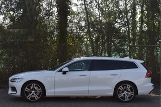 Volvo V60 | Pano.dak | Standkachel | Keyless | Camera | Stuurverwarming | Carplay | Full LED | Historie - afbeelding nr 23