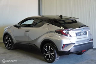 Toyota C-HR Toyota C-HR 1.8 Hybrid Style Ultimate, 28.885 KM!! - afbeelding nr 3