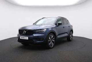 Volvo XC40 T5 262pk R Design Recharge Plug-In Pano l Harmann l Memory l VOL