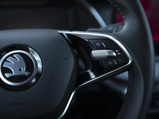 Škoda Octavia Škoda Octavia Combi 1.5 TSI MHEV Business Edition Plus | Matrix LED | Lounge Interieur | Chrome pakket | Stoel-, Stuur- & voorruitverwarming | Navi 13inch | Wireless App-connect | El. achterklep m.sensor | ACC - afbeelding nr 11