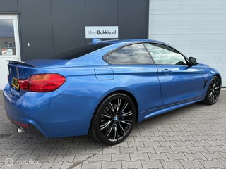 BMW 4 Serie BMW 4-Serie Coupe 435i M-Performance / NL / HUD / Compleet!! - afbeelding nr 4
