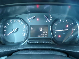 Peugeot Expert Peugeot Expert 2.0 120 Standard Premium, Trekhaak / Imperiaal / Carplay + Android Auto / Cruise control / Airco - afbeelding nr 9