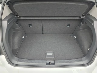 Volkswagen T-Cross Adaptive Cruise | Stoelverwarming | LED | Camera - afbeelding nr 11