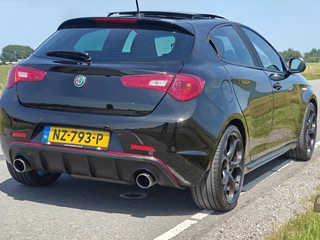 Alfa Romeo Giulietta Alfa Romeo Giulietta 1.750 Turbo Veloce | Panoramadak | Leder | NAP - afbeelding nr 9