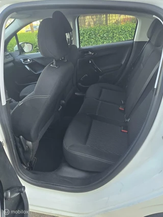 Peugeot 208 Peugeot 208 1.2 PureTech Allure Nieuwe APK - afbeelding nr 12