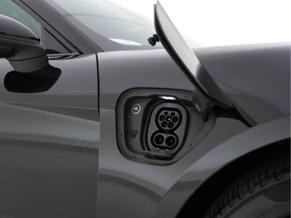 Porsche Taycan Aut. *PANO | HEAT-PUMP | SPORT-CHRONO-PACK | LEATHER-MICROFIBRE | FULL-LED | MEMORY-PACK | BOSE-SOUND | AIR-SUSPENSION | BLINDSPOT | HEATED-SPORT-SEATS | CAMERA | DAB+ | ECC | PDC | 20''ALU* - afbeelding nr 34