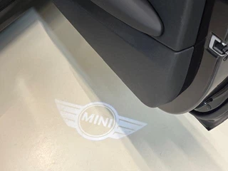 MINI Cooper MINI Mini 1.5 Cooper Serious Automaat Panoramadak, Sportstoelen, navigatie, led lampen, climate control Keyles, Veel opties! - afbeelding nr 27