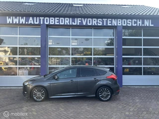 Ford Focus Ford Focus 1.0 ST-Line * AIRCO * LM VELGEN * A-SPOILER * - afbeelding nr 2