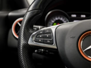 Mercedes-Benz CLA Automaat (SCHUIFDAK, APPLE CARPLAY, GROOT NAVI, LEDER/ALCANTARA, CAMERA, SPORTSTOELEN, STOELVERWARMING, KEYLESS, CRUISE, ZWART HEMEL, NIEUWSTAAT) - afbeelding nr 19