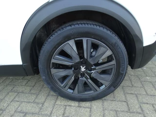 Peugeot 2008 Peugeot 2008 1.2 130pk GT-Line Panoramadak / Camera / NAP - afbeelding nr 30